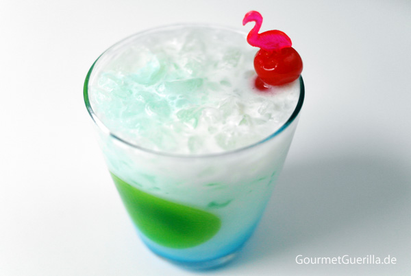 Cocktail: Swimming pool - a creamy pleasure from the 80s | GourmetGuerilla. DE 